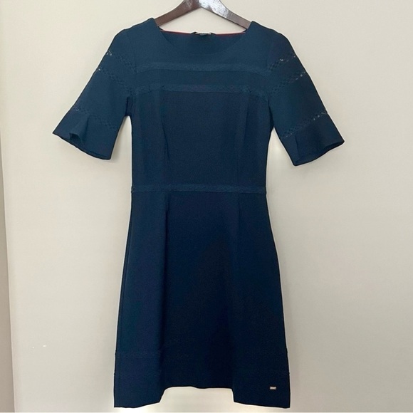TOMMY HILFIGER Women’s Fit & Flare Navy Crochet Short‎ Sleeve Midi Dress Size 2 - Picture 1 of 15